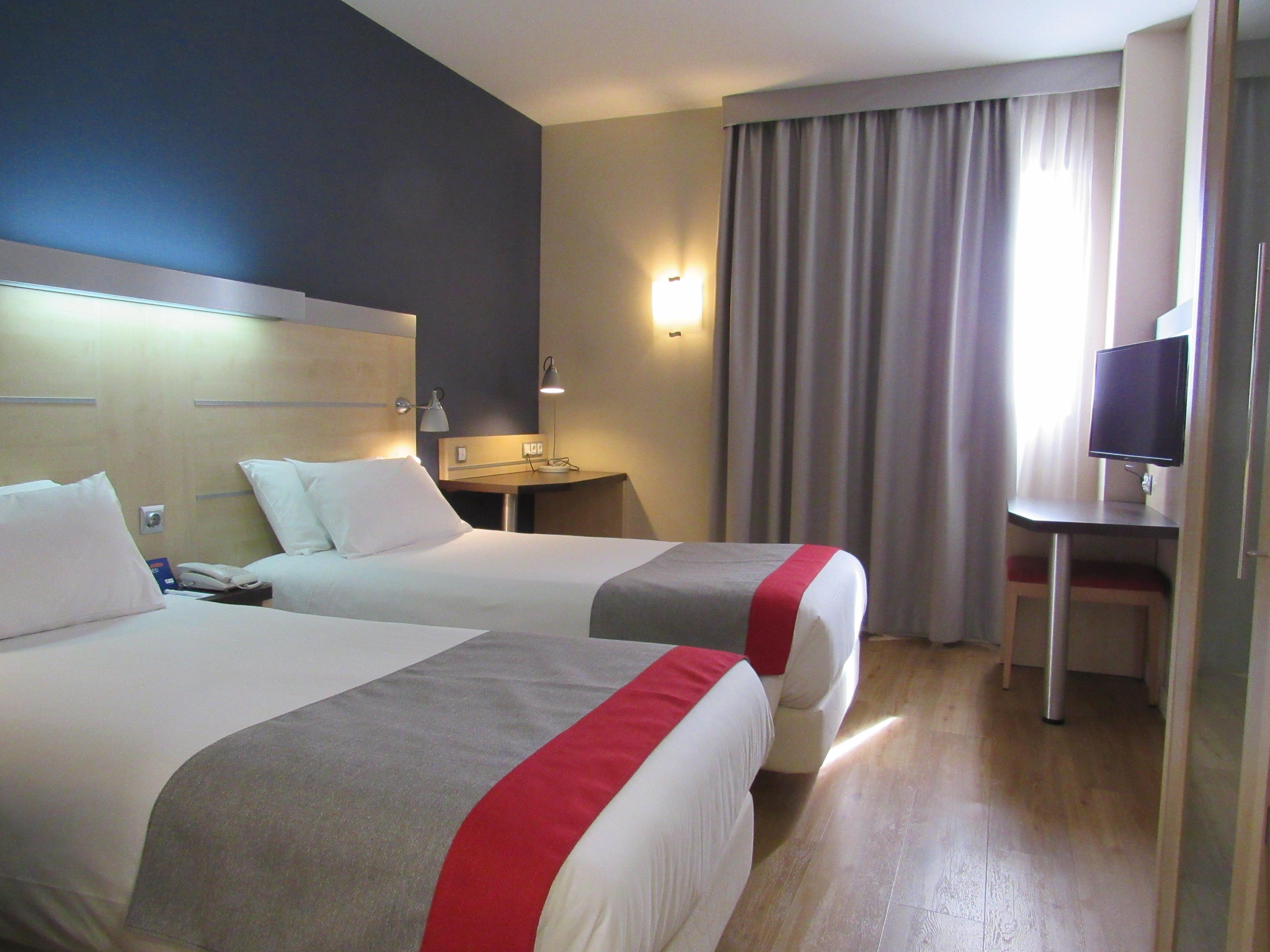 Holiday Inn Express Madrid-Getafe By Ihg Exterior foto