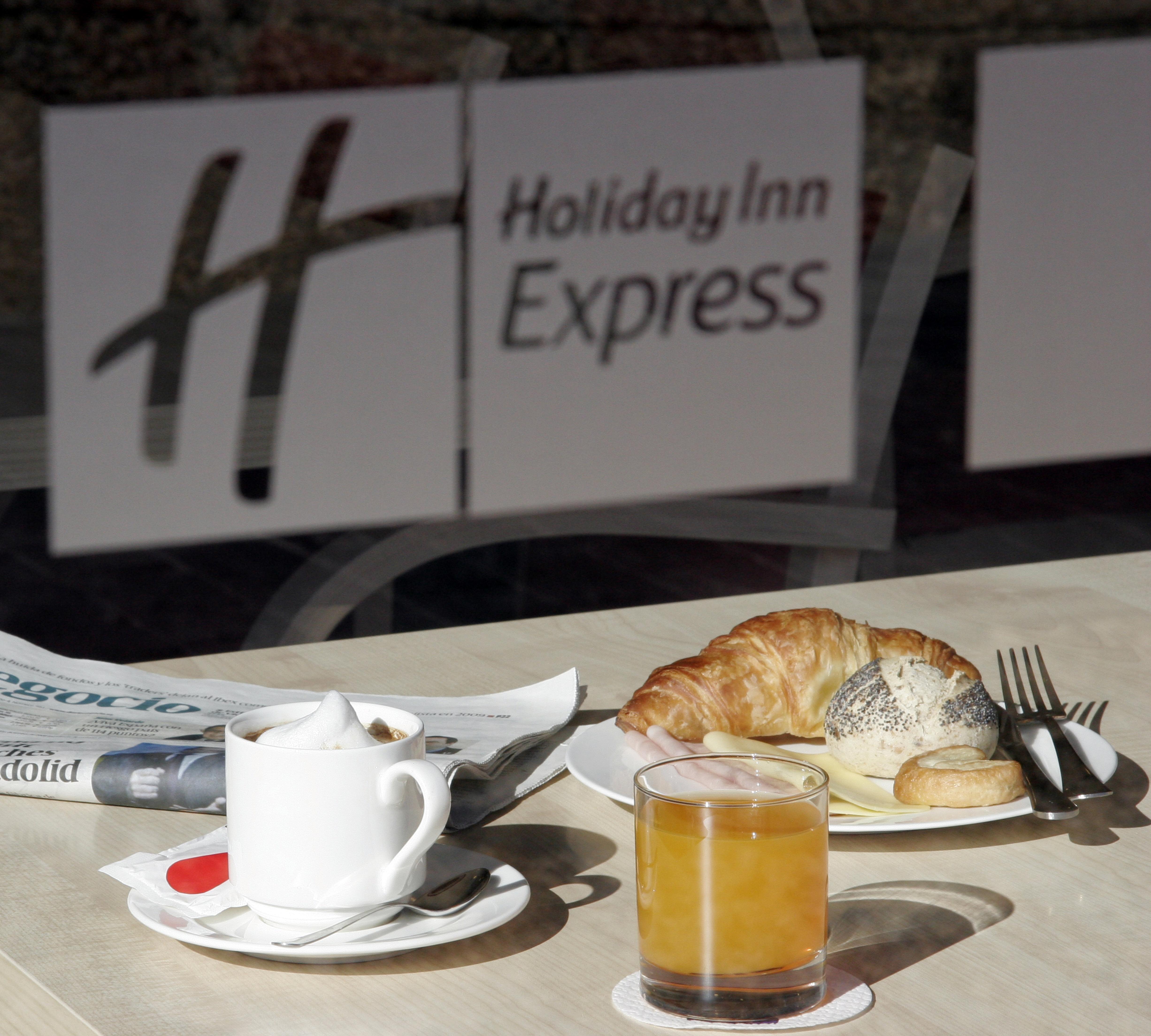 Holiday Inn Express Madrid-Getafe By Ihg Exterior foto