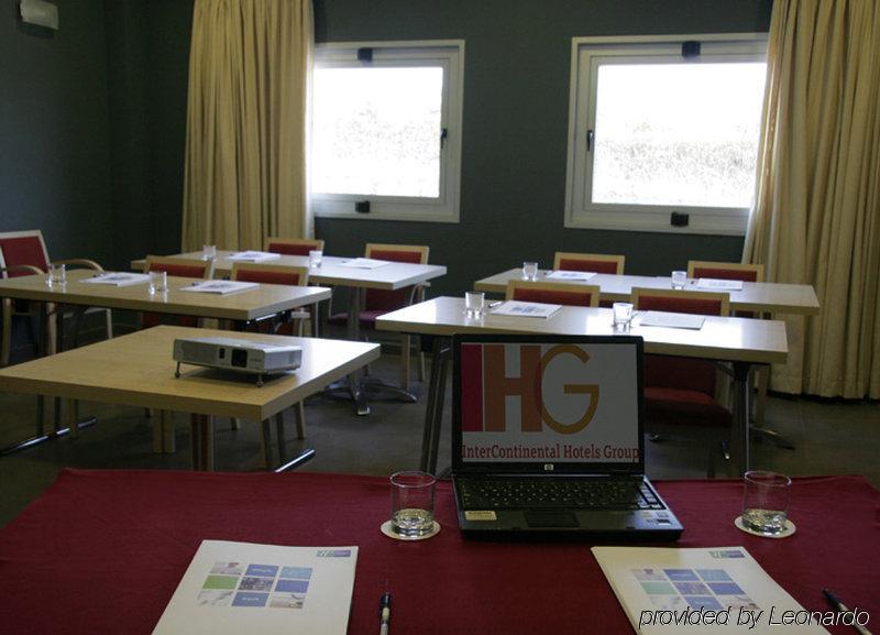 Holiday Inn Express Madrid-Getafe By Ihg Einrichtungen foto