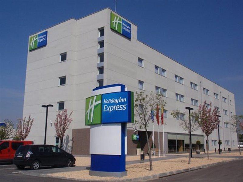 Holiday Inn Express Madrid-Getafe By Ihg Exterior foto